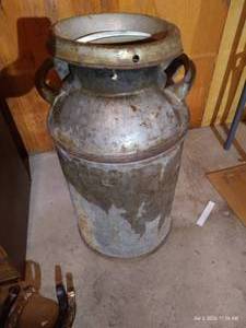 Antique Milk Can - Hallock Creamery