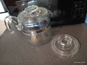 Pyrex Glass Coffee Pot w Extra Lid