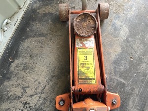 Floor jack
