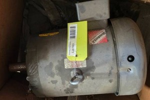 M3711T Electric motor    10 hp 3 ph Looks unused