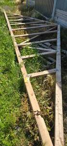 Roof trusses 5 trusses 24 ft   1 gable 4 regular