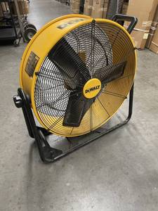 DeWalt 24 Heavy-Duty Drum Fan with Extra Long 12 Power Cord & Stepless Speed Control - Model DXF2490