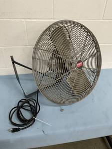 Dayton Commercial  Heavy Duty Industrial Wall Mount Exhaust Fan