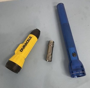 Flashlight LOT - Small LED Duracell and Large Maglite Mag-Lite Flashlights - All Working