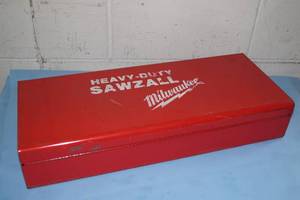 Milwaukee 6507 Heavy-Duty Corded Sawzall Saws-All Reciprocating Saw with Case & Blades