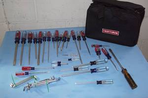 Craftsman Phillips  Philips Head and Standard Screwdriver LOT with Soft-Sided Case
