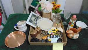 Assorted Decor Pieces