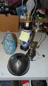 2-Lamps and 2 Shades
