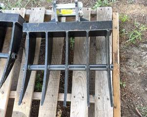 SDLANCH Excavator Attachment  rake