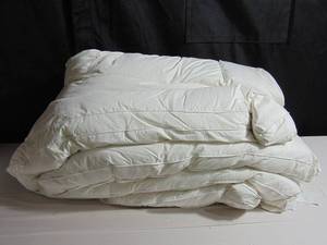 Feather & Down Plush Luxury Mattress Topper - Queen  BOKSER HOME