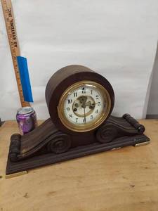 Waterbury Clock Co Kent Mantel Clock Wood Case Approx. 21in Wide