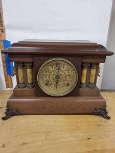 Antique Thomas Clock Co. Mantel Clock