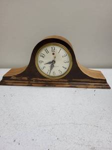 Vintage General Electric Electric Mantel Clock in Wood Case