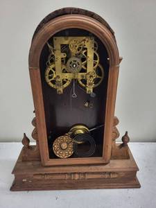 Vintage Wooden Mantel Clock With Brass Movement & Pendulum