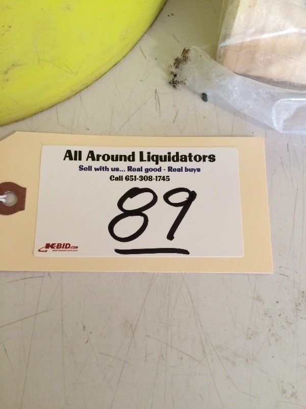 Ice Fishing Polar II Tip ups (1) New (1) Used, Igloo tip-up, Minnow Bucketstoolstorage bucket