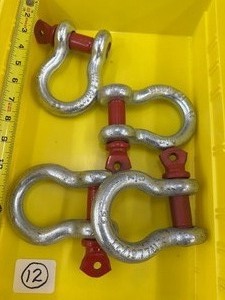 LOT of 4 - 78  6.5 tn CLEVISES - Screw Pin