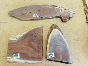 LIVE EDGE LOT - WALNUT - 3 pcs