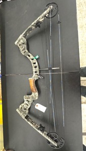 Vintage Renegade COMPOUND BOW - RH - 70#