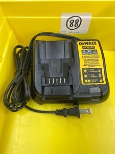 DEWALT CHARGER 12V  20V MAX DCB107