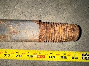 1.5 x 82.5 SQUARE SHAFT - threaded each end.