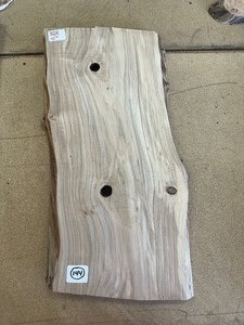LIVE EDGE BOARD w knot holes