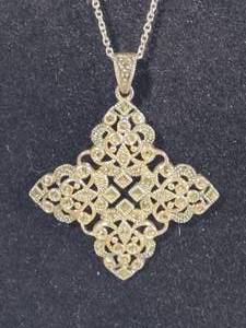 925 Pendant & Sterling Chain