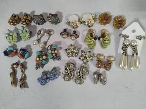 Lot of Vintage ClipScrew-Back Earrings