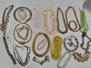Lot of Costume Jewelry Necklaces