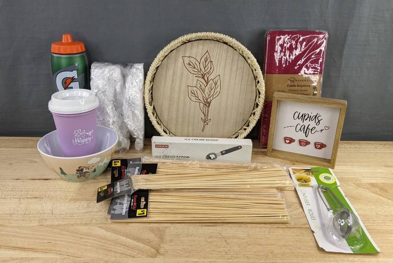Mickey Mouse, Gatorade & Cupids Cafe Kitchen Accessories Mixed Lot - Brand New