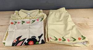 Womens Yellow Blouse & Short Set, Size Medium - Brand New