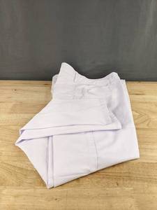 Womens White Jeans Size XL - Brand New