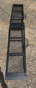 Metal Mesh Loading Ramp with Handles S