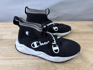 Champion Slip-On Black & White Shoes, Youth Size 5 S