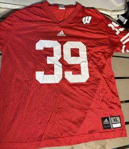 ADIDAS Wisconsin Badgers #39 Football Jersey - Youth Size XL S