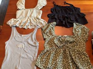 Hollister, John Galt, L.A. Hearts & Wild Fable Girls Tops Bundle Size XXS-Medium S