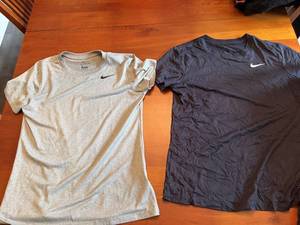 Nike Dri-Fit Womens Small T-Shirts S