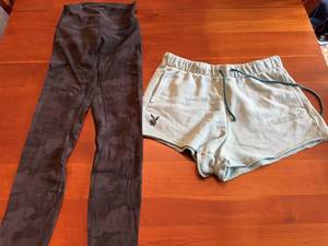 Playboy by PacSun Womens Size Small Shorts & Lululemon Womens Size 2 Leggings S