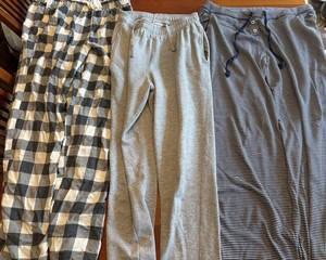 Hollister and Champion Womens Pants - Size Small, Medium & Unknown S