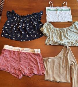 5 Pieces of Girls Casual Wear - Size Small & Medium S