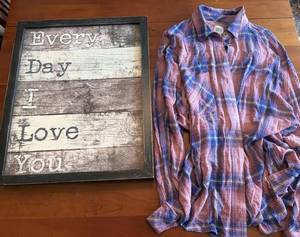 BDG Plaid Button Up Size Womens Large Shirt & Every Day I Love You Home Decor Accents Sign S