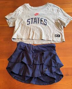 Nike United States Womens Size Small Crop Top Shirt & DUC Sports Womens Size Small Skirt S