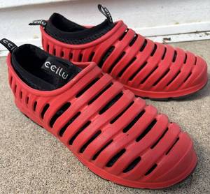 Ccilu Slip On Clogs Mens Size 9, Waterproof with Removable Liner S