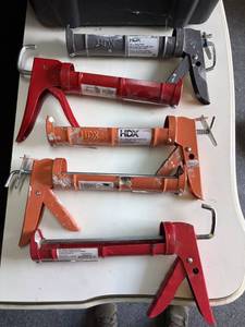 HDX Caulk Guns, 5 Total S