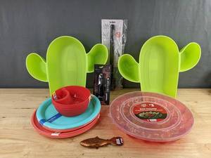 Kitchen Items Cactus Chip and Dip Tray, 2 Total, Egg Keeper, Zak Bottle Brush Set, and More - Brand New