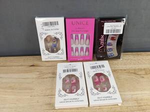 Do-It-Yourself Press-On Nail Packs, 5 Total - Brand New