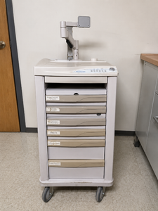 MSRP $7,500 LIONVILLE SYSTEMS 800 Medication Cart wMonitor Mounting Arm, Mobile Nursing &amp Pharmacy Supply Storage Cart, NO KEYS