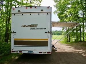 2006 Gearbox Sportsman Edition 26’ Toy Hauler
