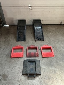 Vehicle Ramps and Pallet Truck Stops Lot