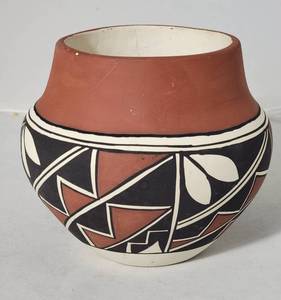 Signed Acoma Pueblo Polychrome Olla Jar by S.P.
