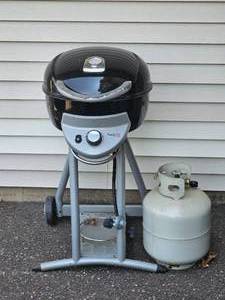 Char Broil Tru Infrared Portable Gas Grill with Propane Tank